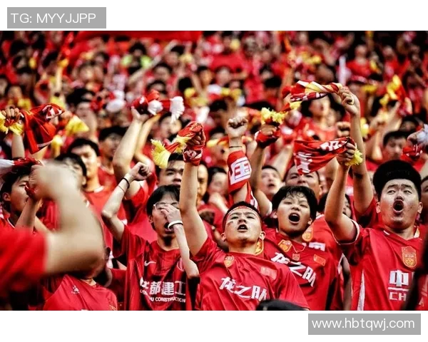 足球明星激情助威海报高清呈现热血瞬间与荣耀时刻